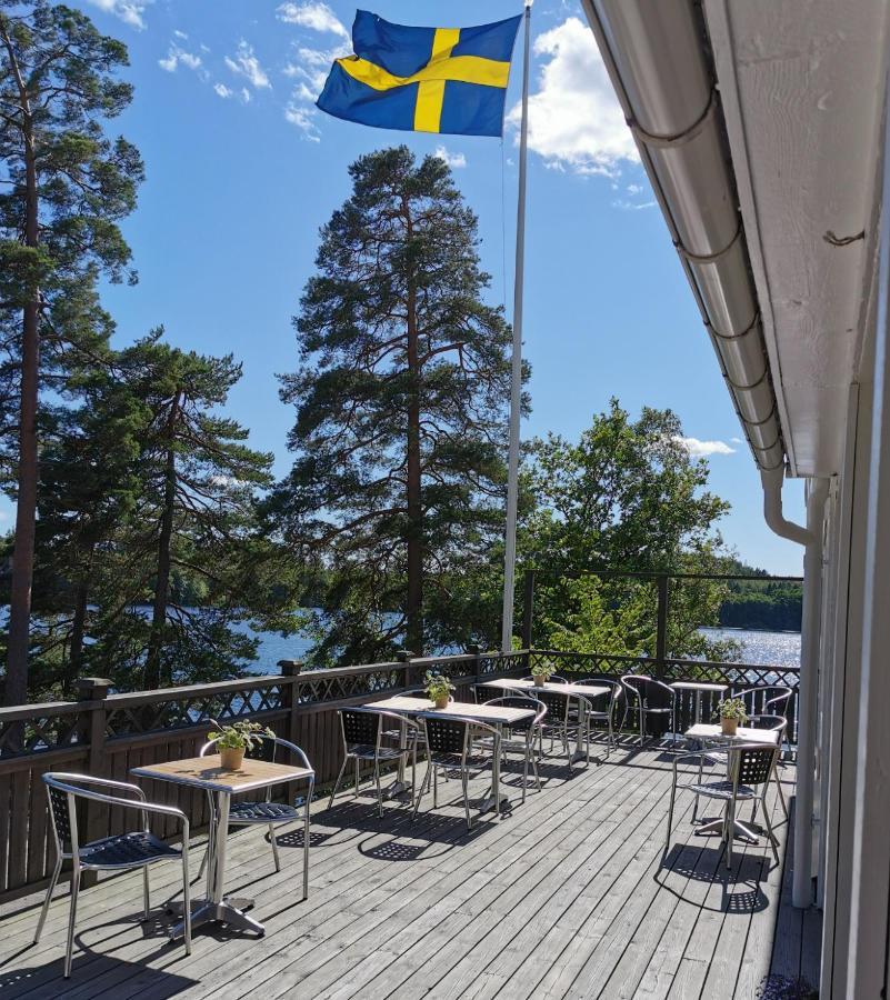 Varhaga Vandrarhem Sjuntorp ภายนอก รูปภาพ